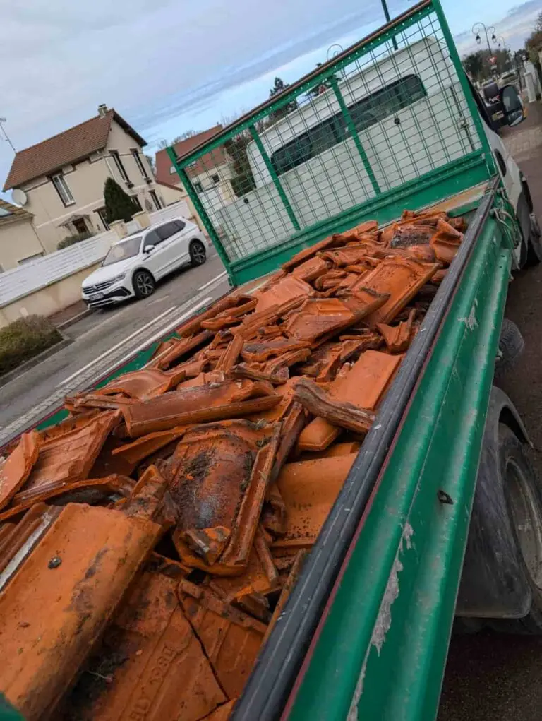 Dépannage et urgence toiture à Domont